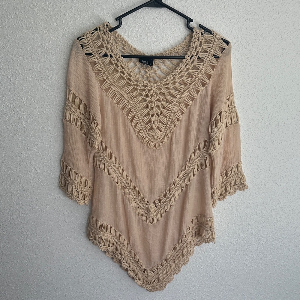Rue21 Cream Tan Crochet Knit Boho Cover Up Top Size Small - Picture 3 of 6